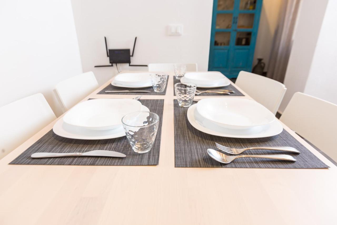 פלרמו Mosina Apartments מראה חיצוני תמונה