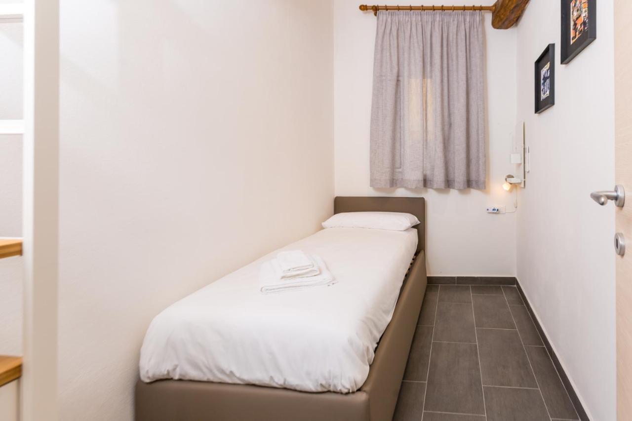 פלרמו Mosina Apartments מראה חיצוני תמונה
